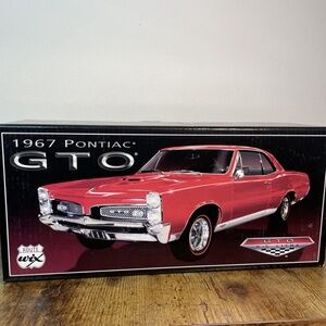 1967 PONTIAC GTO 6.5 LITRE DIECAST 1:24 (( Amazing Quality )) WIX FILTERS